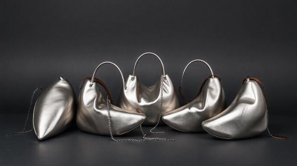 5 modèles de sacs banane métallisés alliant style et praticité